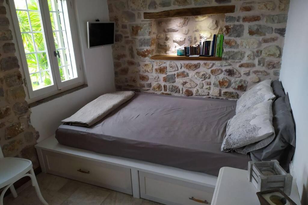 Klovino Beach House Douvia المظهر الخارجي الصورة